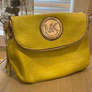 “Wanna be” Michael Kors Crossbody